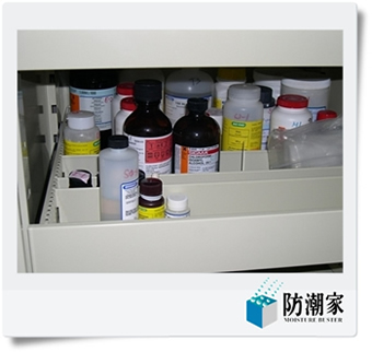 防潮家實驗室專用防潮藥品櫃