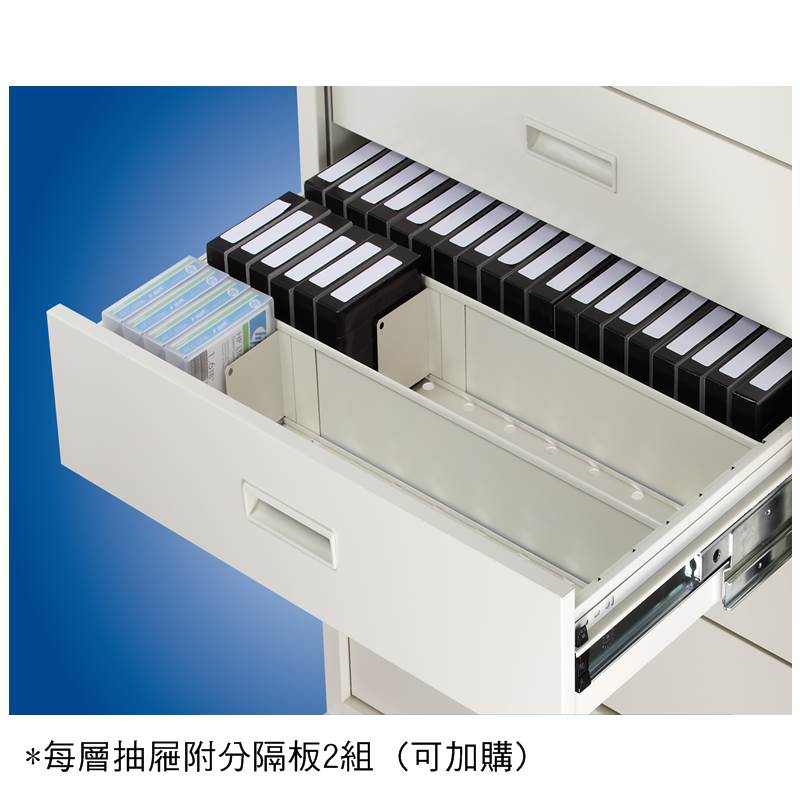 抽屜式防潮櫃,滑軌式設計,輕鬆好拉取物更輕鬆